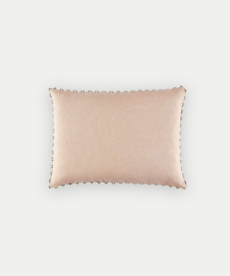 Élitis Decorative Pillow Gaia