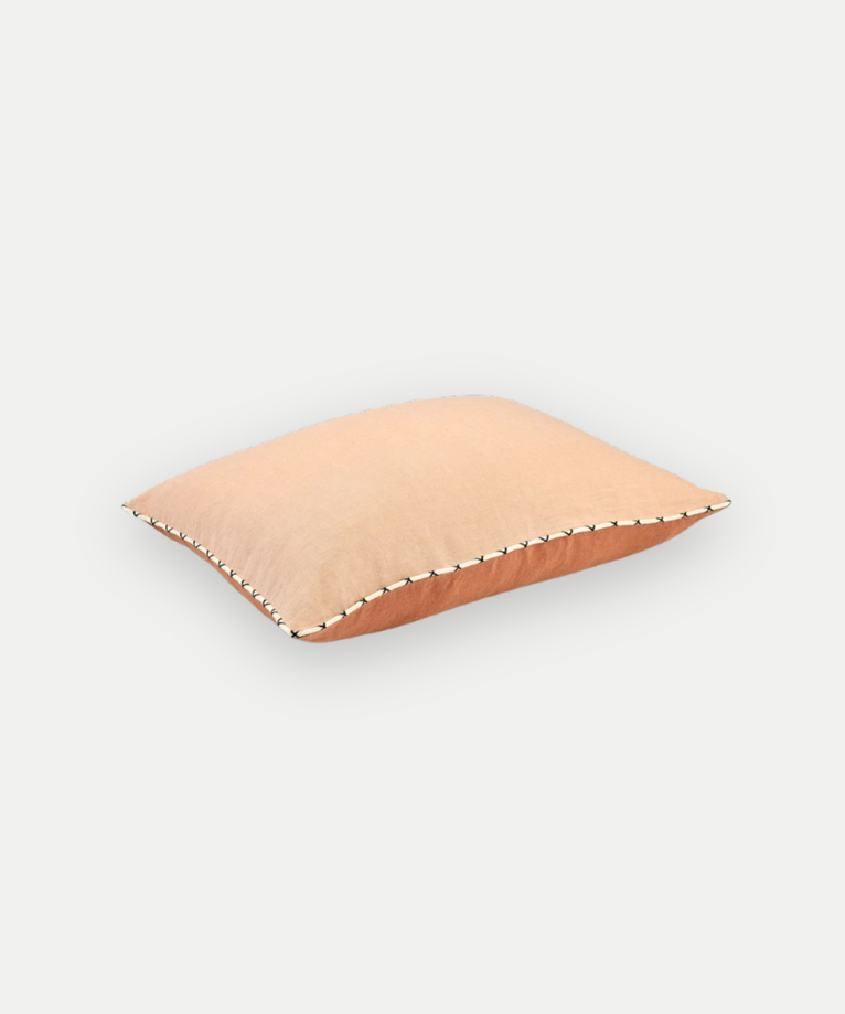Élitis Decorative Pillow Gaia