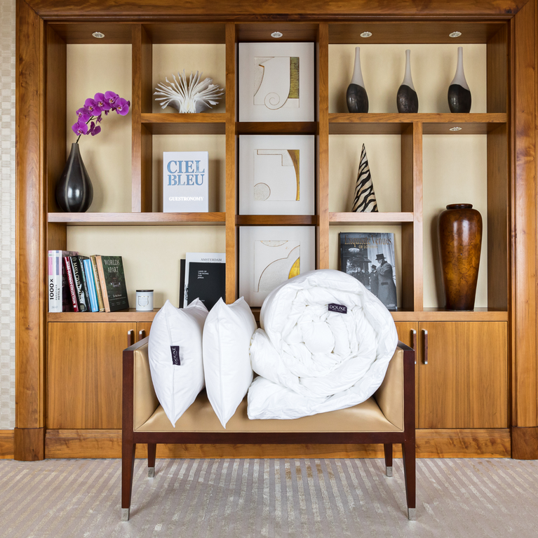 Okura Suite Bedding Set