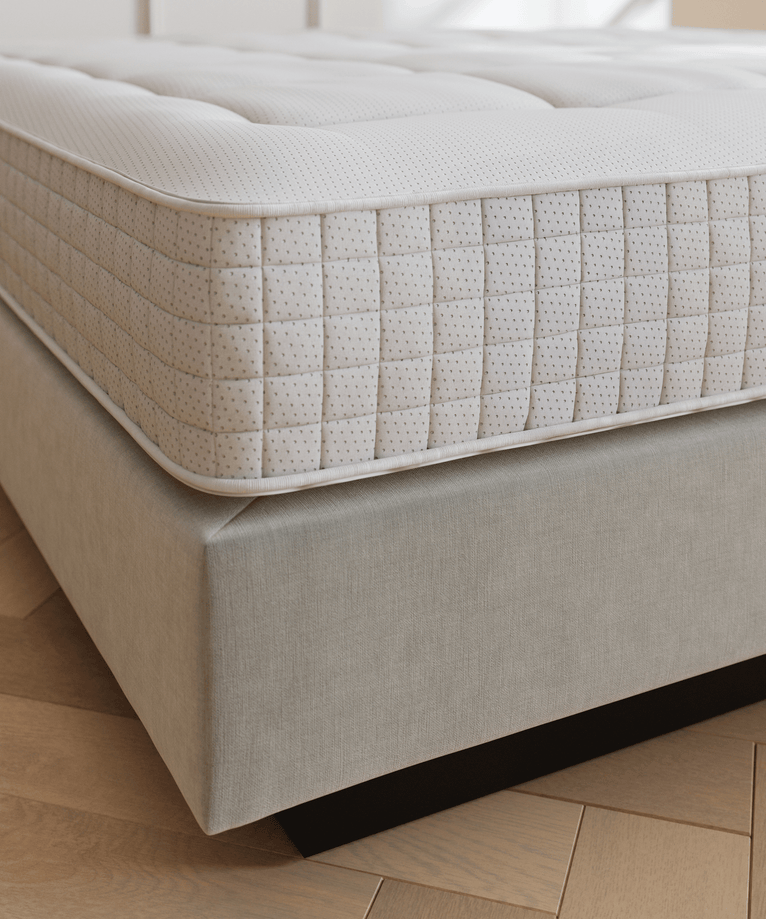 DOUXE Hotel Box Spring Dove
