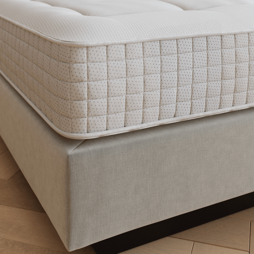 DOUXE Hotel Box Spring Dove