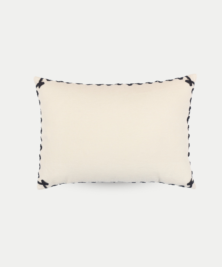 Élitis Decorative Pillow Liberty