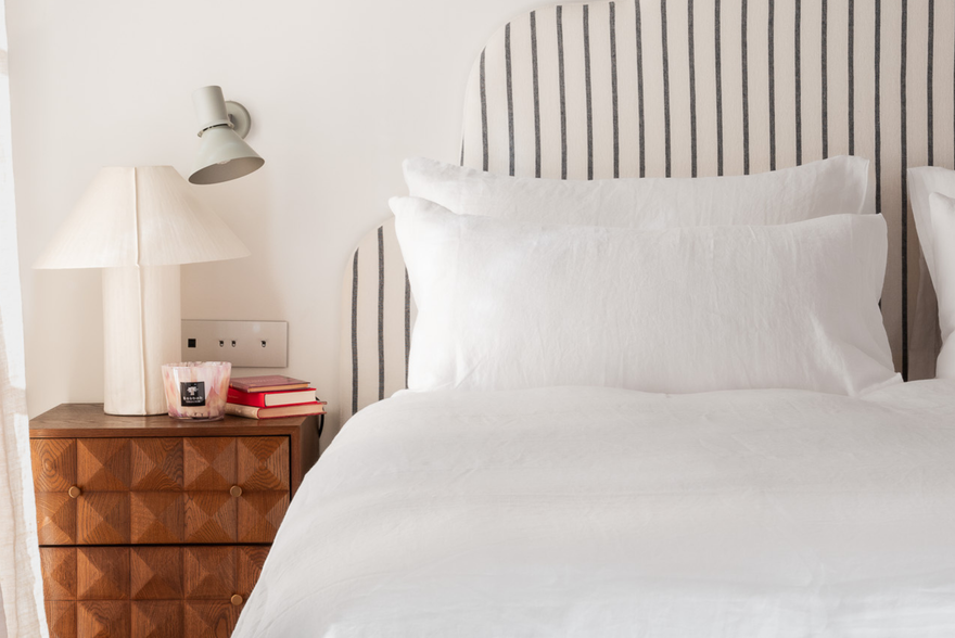 Washed linen for warm nights