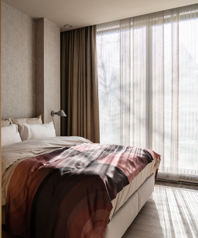 Upholstered Pocket Spring Mattress (h. 20 cm)
