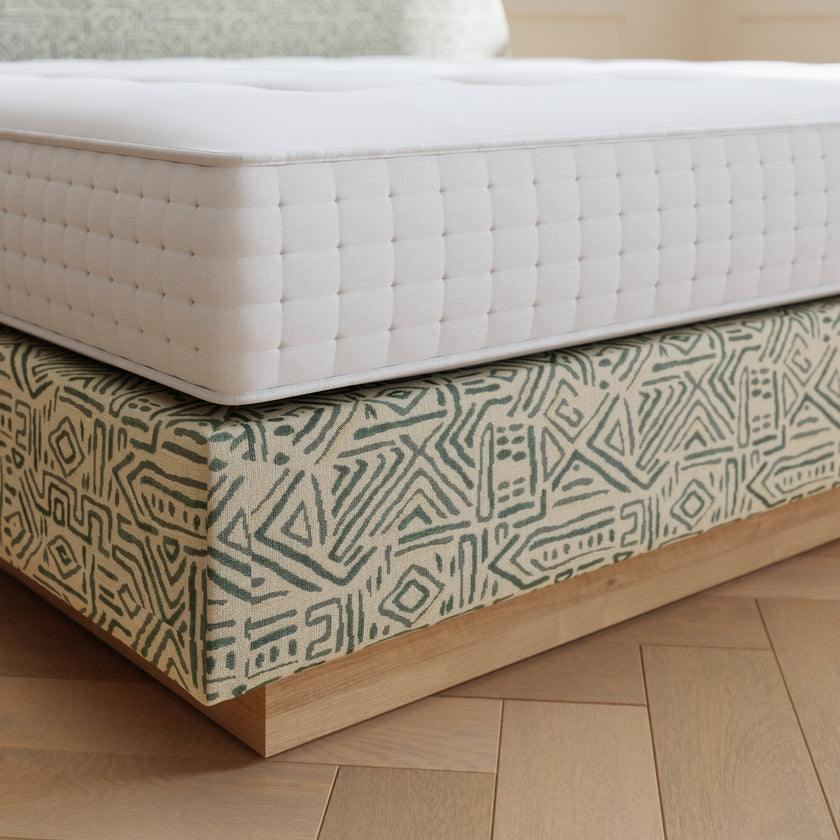 Box Spring Bibury Cotswolds - Pierre Frey